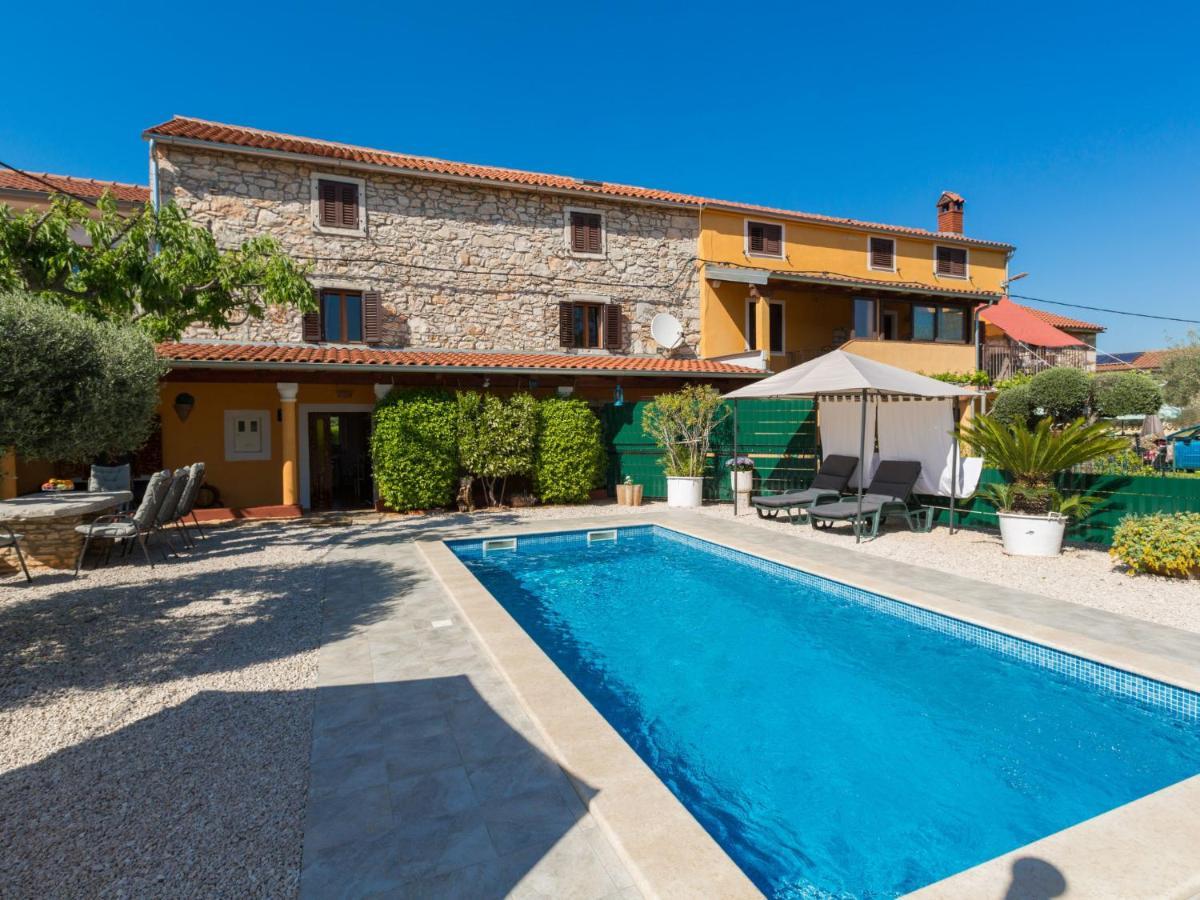 Holiday Home Villa Lucky By Interhome Brtonigla Extérieur photo