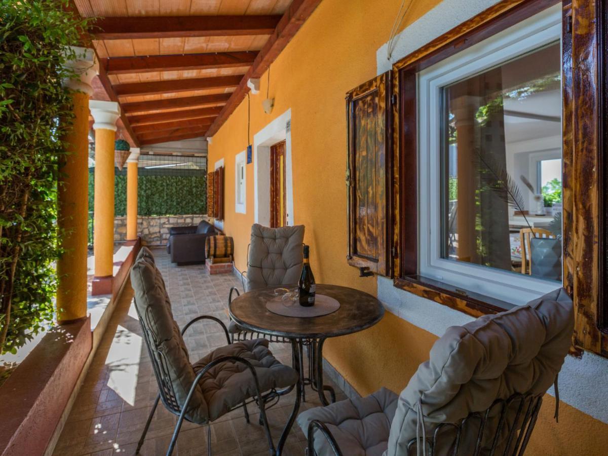Holiday Home Villa Lucky By Interhome Brtonigla Extérieur photo