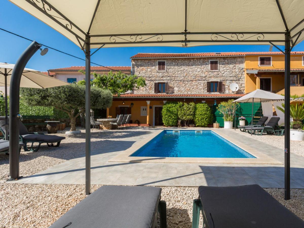 Holiday Home Villa Lucky By Interhome Brtonigla Extérieur photo
