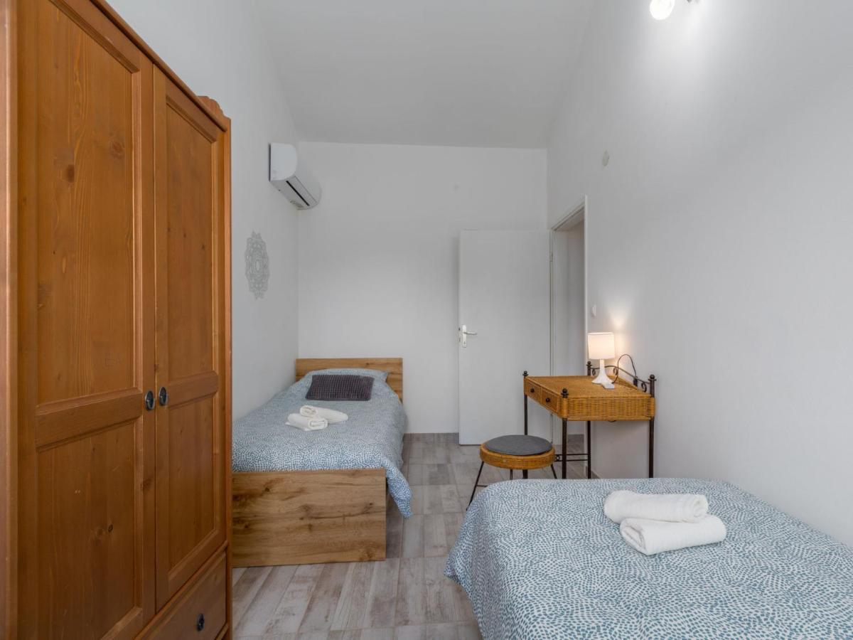 Holiday Home Villa Lucky By Interhome Brtonigla Extérieur photo